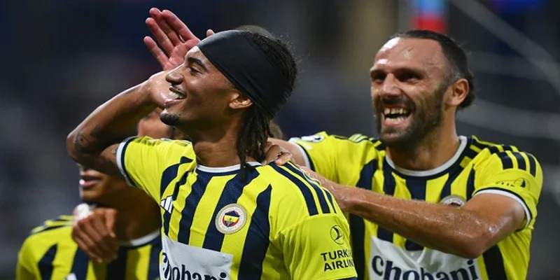 18 yıllık hasret biti! Fenerbahçe Şampiyonlar Ligi’nde: 1-2
